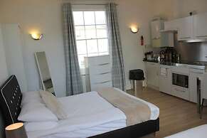 Cambridge City Studios by Paymán Club