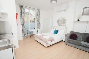 Cambridge City Studios by Paymán Club