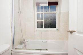 Cambridge City Studios by Paymán Club