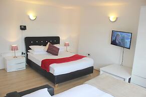 Cambridge City Studios by Paymán Club