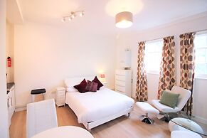 Cambridge City Studios by Paymán Club