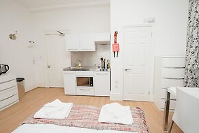 Cambridge City Studios by Paymán Club