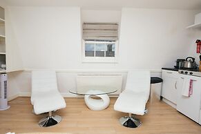 Cambridge City Studios by Paymán Club