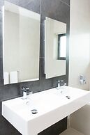 Hotel English Point Marina & Spa