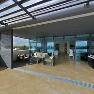 Hotel English Point Marina & Spa