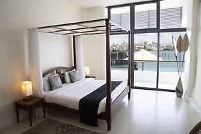 Hotel English Point Marina & Spa