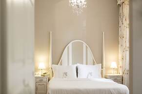 Gatto Perso Luxury Apartments