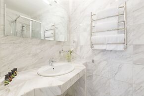 Gatto Perso Luxury Apartments