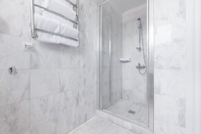 Gatto Perso Luxury Apartments