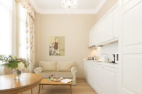 Gatto Perso Luxury Apartments