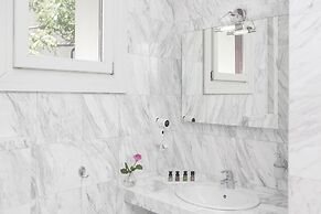 Gatto Perso Luxury Apartments