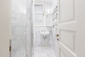 Gatto Perso Luxury Apartments