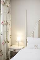 Gatto Perso Luxury Apartments