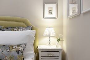 Gatto Perso Luxury Apartments