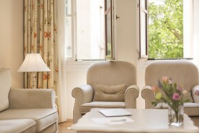 Gatto Perso Luxury Apartments