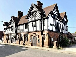 George And Dragon Place.