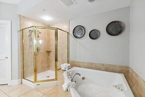 Caribe Resort by Hosteeva