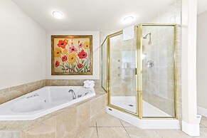 Caribe Resort by Hosteeva