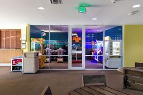 Caribe Resort by Hosteeva