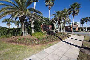 Caribe Resort by Hosteeva