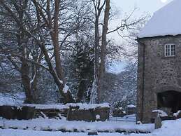Glynhir Mansion