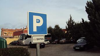 Hotel Avenida Del Sotillo