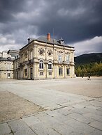 Hotel Avenida Del Sotillo