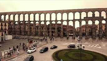 Hotel Avenida Del Sotillo