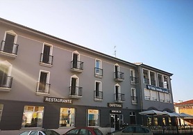 Hotel Avenida Del Sotillo