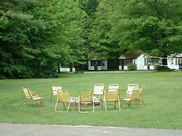 Profile Motel & Cottages