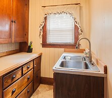 Profile Motel & Cottages