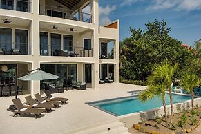 Naïa Resort and Spa