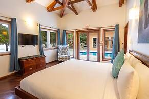 Naïa Resort and Spa