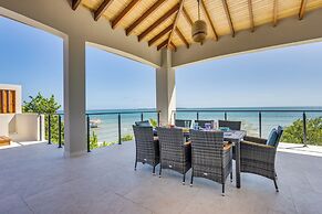 Naïa Resort and Spa