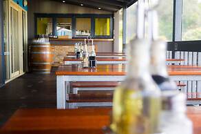 The Waterwheel Beach Cabins - Caravan Park