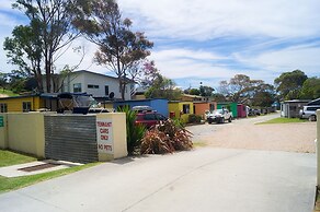 The Waterwheel Beach Cabins - Caravan Park