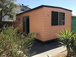 The Waterwheel Beach Cabins - Caravan Park