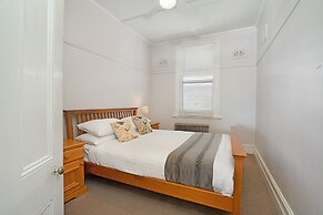 Newcastle Short Stay Apartments - Vista Apartment