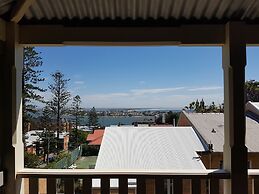 Newcastle Short Stay Apartments - Vista Apartment