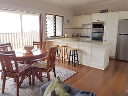 Newcastle Short Stay Apartments - Vista Apartment