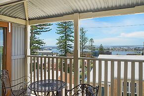 Newcastle Short Stay Apartments - Vista Apartment