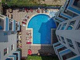 Hawaii Suite Beach Hotel