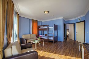 Hawaii Suite Beach Hotel