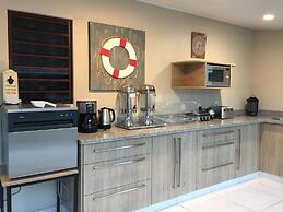 The Pier Beach Inn & Suites