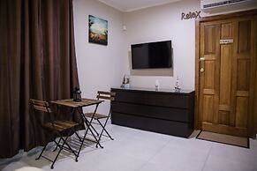 The Pier Beach Inn & Suites