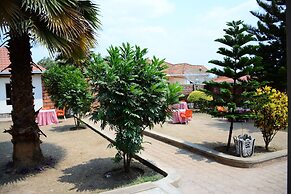 Martin Aviator Hotel