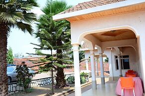 Martin Aviator Hotel