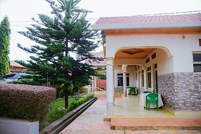 Martin Aviator Hotel