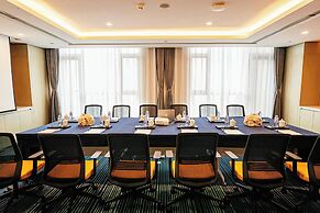 Holiday Inn Express Yingkou Onelong Plaza by IHG
