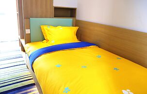 Holiday Inn Express Yingkou Onelong Plaza by IHG